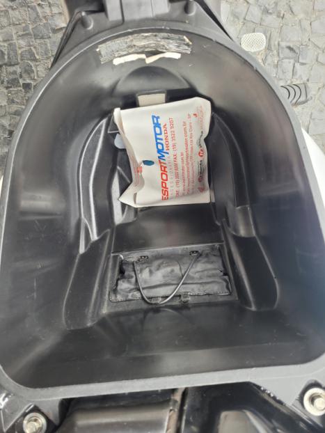 HONDA Biz 125 EX, Foto 6