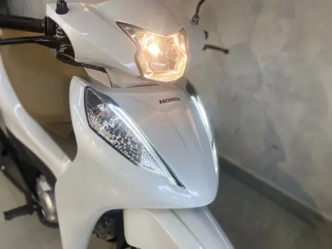 HONDA Biz 125 EX, Foto 3