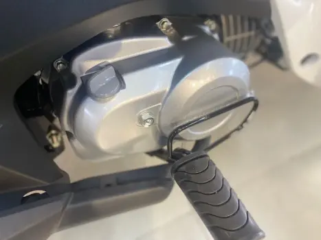 HONDA Biz 125 EX, Foto 8