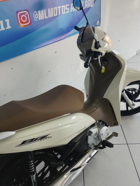 HONDA Biz 125 EX, Foto 2