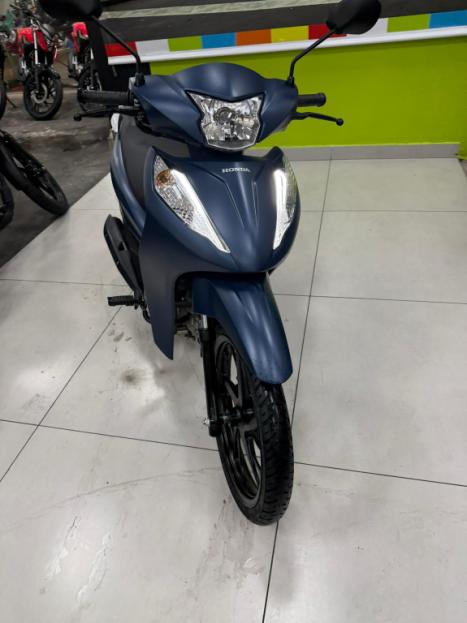 HONDA Biz 125 EX, Foto 2