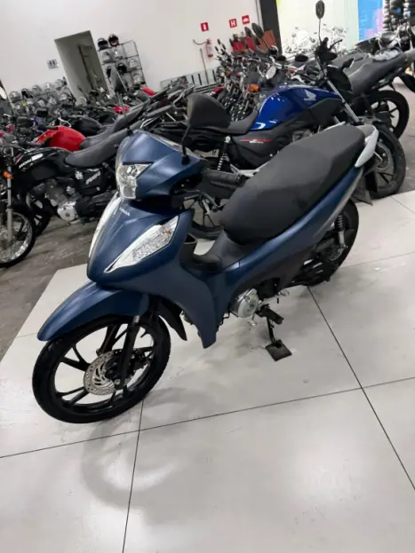 HONDA Biz 125 EX, Foto 6