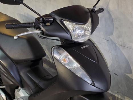 HONDA Biz 125 EX, Foto 11