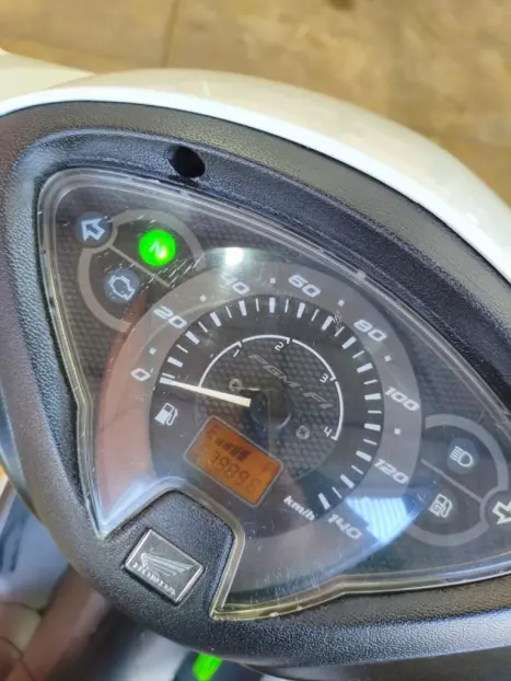 HONDA Biz 125 EX, Foto 5