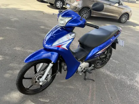 HONDA Biz 125 EX, Foto 2