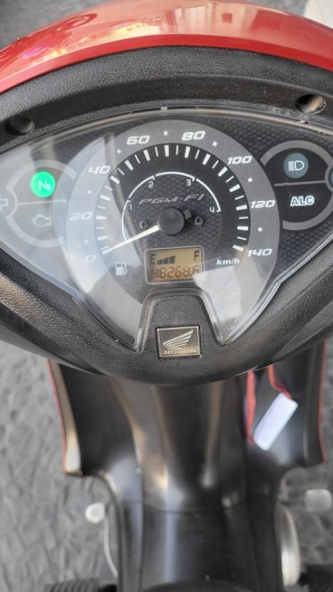 HONDA Biz 125 EX, Foto 4