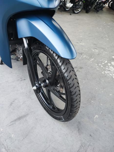 HONDA Biz 125 EX, Foto 8