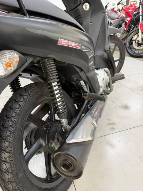 HONDA Biz 125 EX, Foto 4