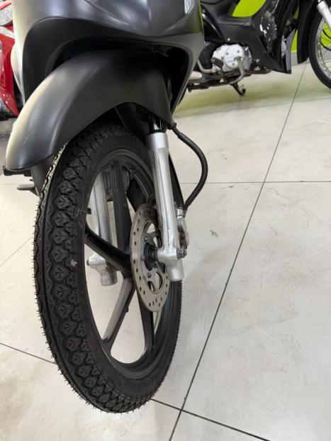 HONDA Biz 125 EX, Foto 5