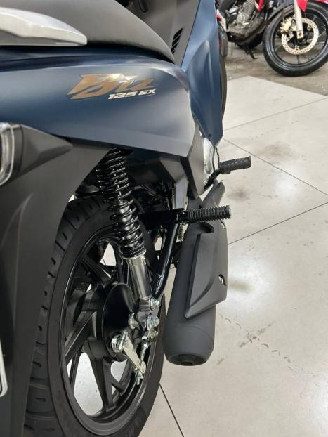 HONDA Biz 125 EX, Foto 4