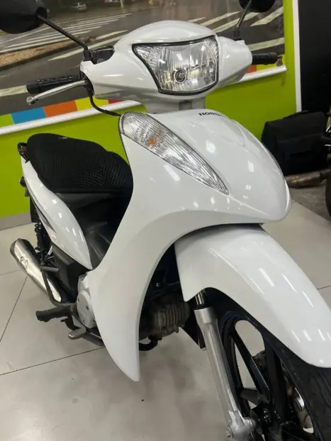 HONDA Biz 125 EX, Foto 9