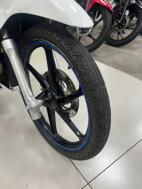 HONDA Biz 125 EX, Foto 10