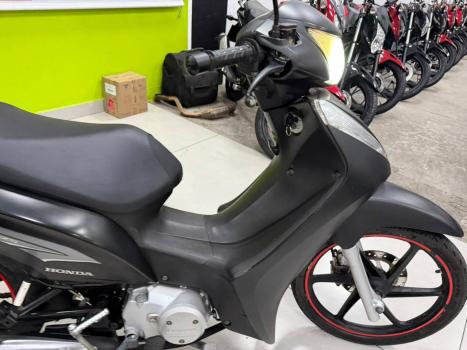 HONDA Biz 125 EX, Foto 11