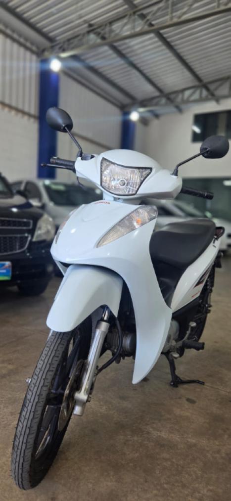 HONDA Biz 125 EX, Foto 2