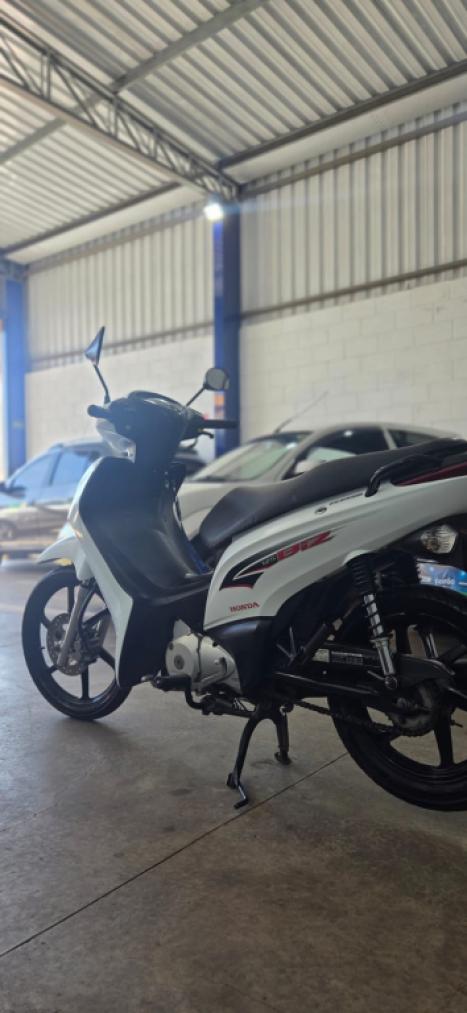 HONDA Biz 125 EX, Foto 5