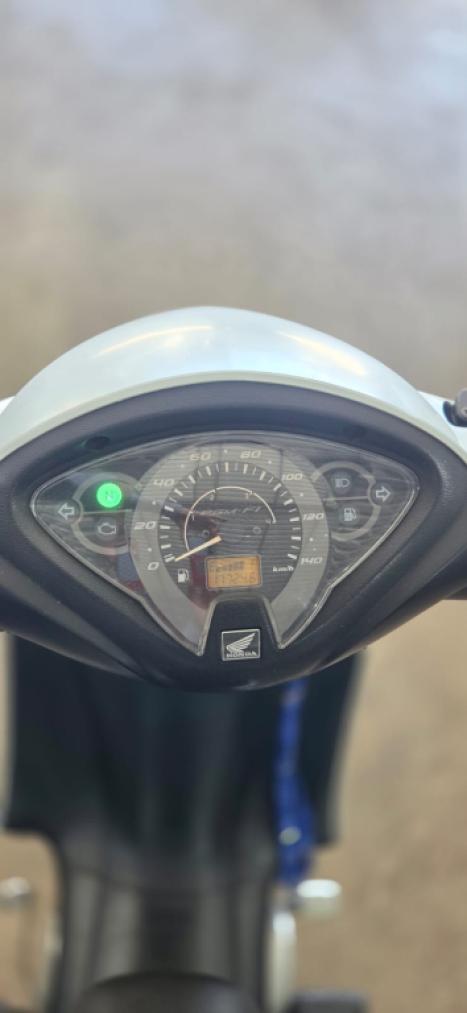 HONDA Biz 125 EX, Foto 6