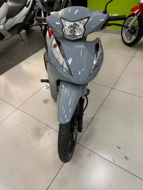 HONDA Biz 125 EX, Foto 6