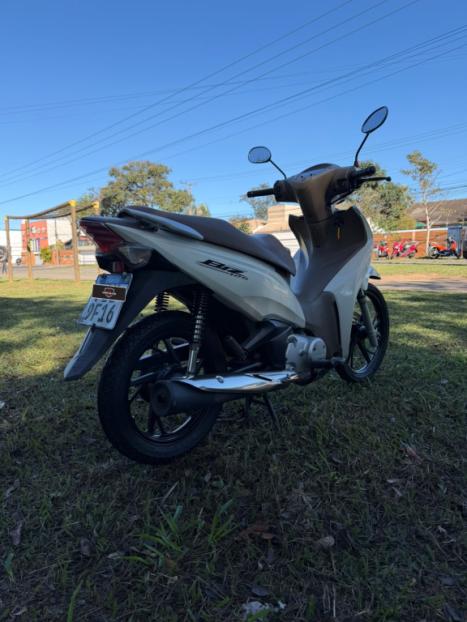 HONDA Biz 125 EX, Foto 2