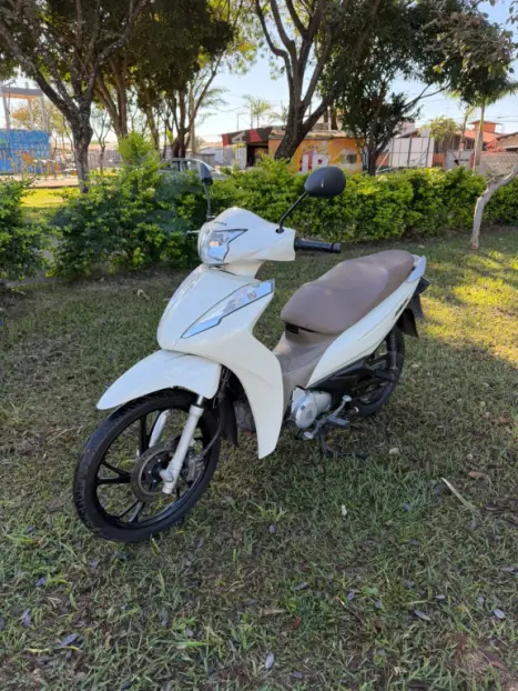 HONDA Biz 125 EX, Foto 6