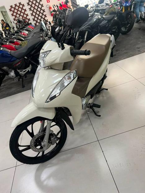 HONDA Biz 125 EX, Foto 7