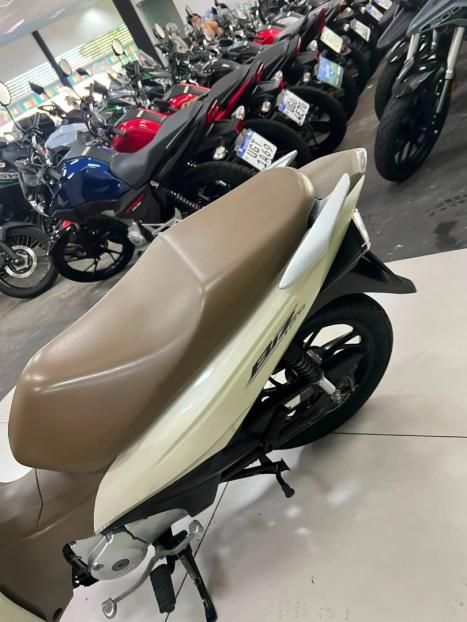 HONDA Biz 125 EX, Foto 9