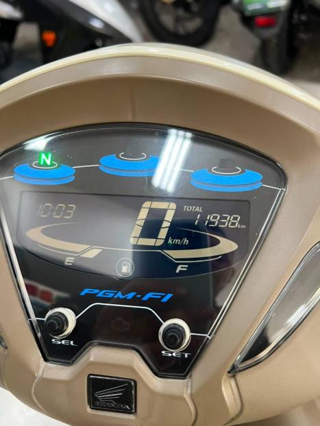HONDA Biz 125 EX, Foto 11