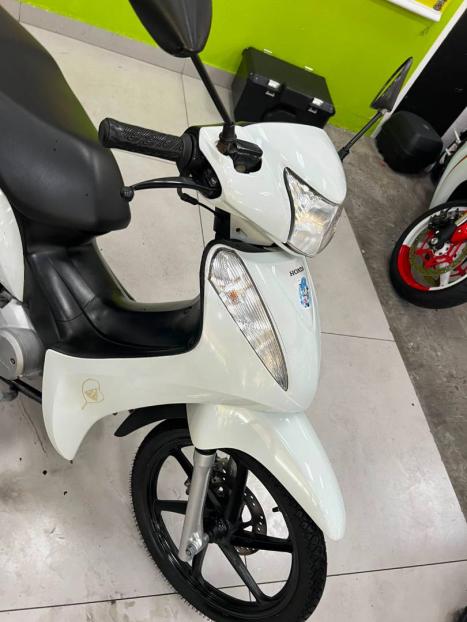 HONDA Biz 125 EX, Foto 3