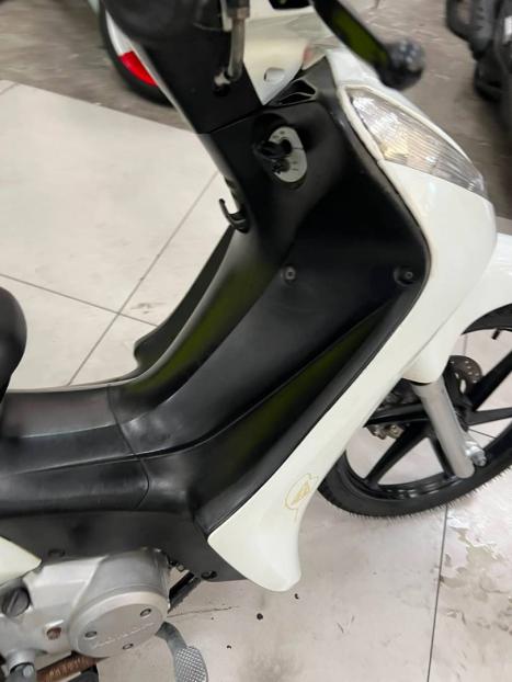 HONDA Biz 125 EX, Foto 4