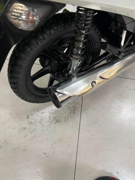 HONDA Biz 125 EX, Foto 8