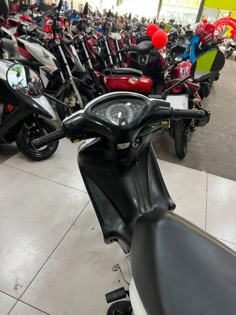 HONDA Biz 125 EX, Foto 14