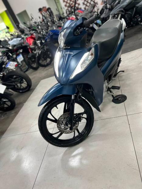 HONDA Biz 125 EX, Foto 9