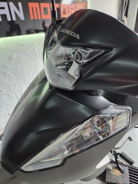 HONDA Biz 125 EX, Foto 3
