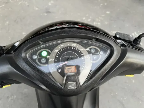 HONDA Biz 125 EX, Foto 2