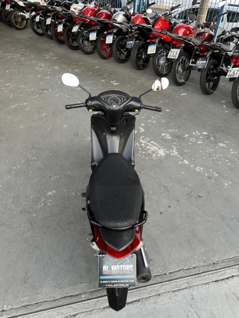 HONDA Biz 125 EX, Foto 6