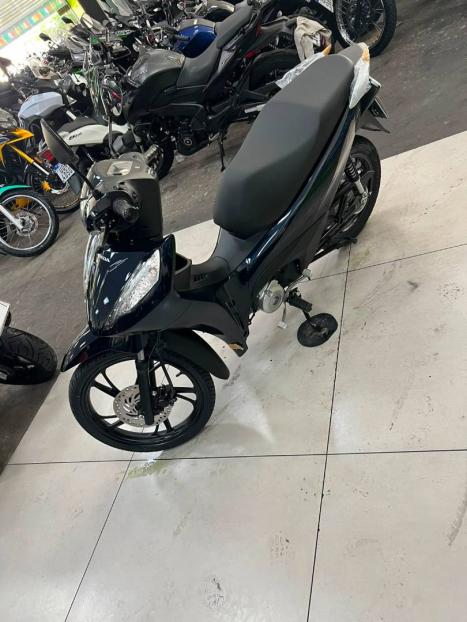 HONDA Biz 125 EX, Foto 4