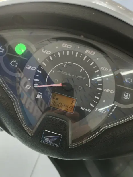 HONDA Biz 125 EX, Foto 5