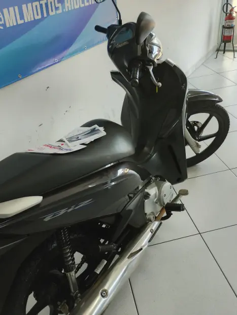 HONDA Biz 125 EX, Foto 2