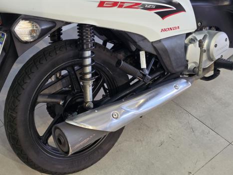 HONDA Biz 125 EX, Foto 6