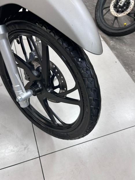 HONDA Biz 125 EX, Foto 7