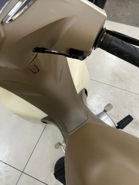 HONDA Biz 125 EX, Foto 8