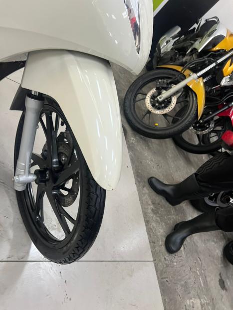 HONDA Biz 125 EX, Foto 10