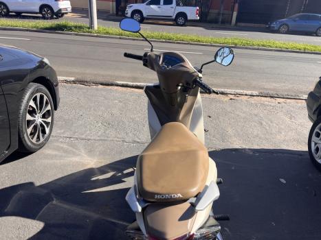 HONDA Biz 125 EX, Foto 5