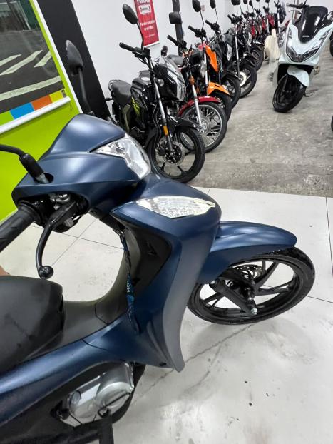 HONDA Biz 125 EX, Foto 4