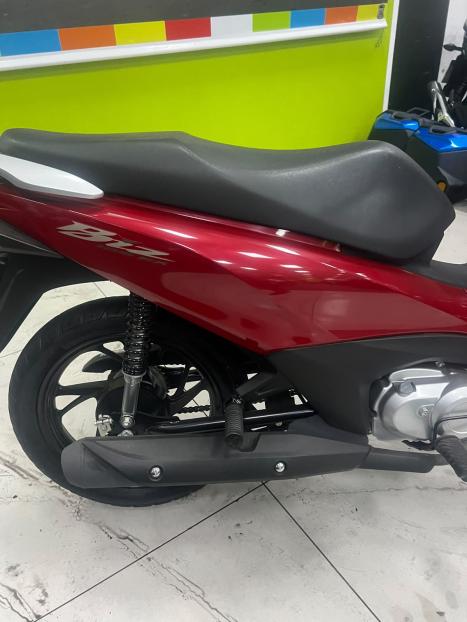 HONDA Biz 125 EX, Foto 4