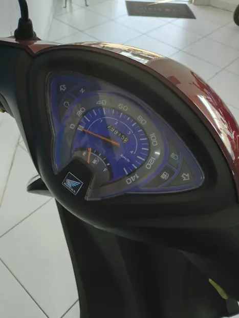 HONDA Biz 125 EX, Foto 5