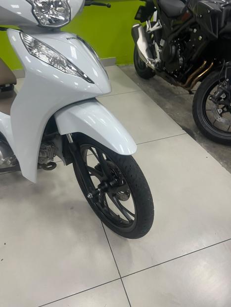 HONDA Biz 125 EX, Foto 2