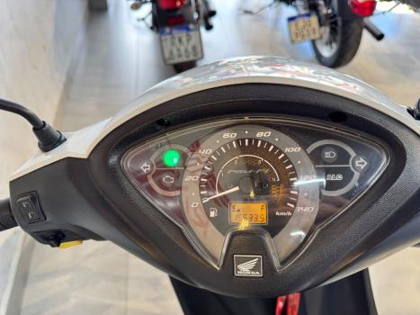 HONDA Biz 125 EX, Foto 11