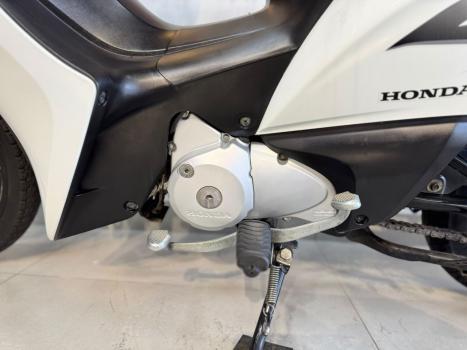 HONDA Biz 125 EX, Foto 12