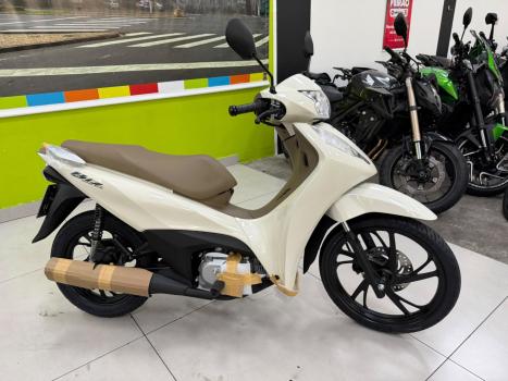 HONDA Biz 125 EX, Foto 2