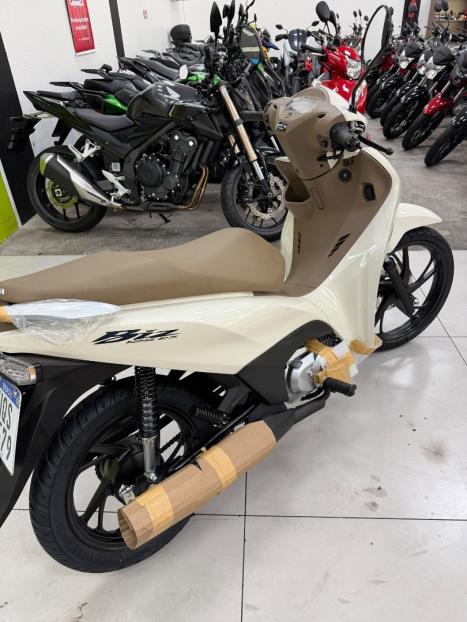HONDA Biz 125 EX, Foto 5